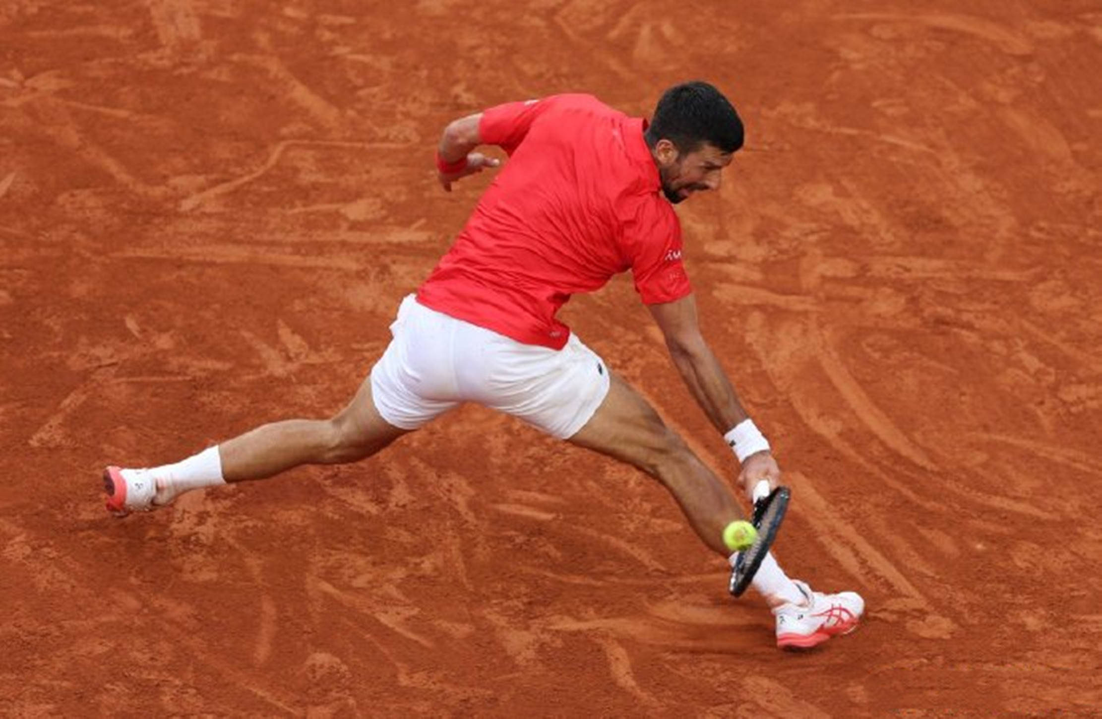 九游app官网下载 - 德约科维奇爆冷击败FPX，突破纪录引爆全场！